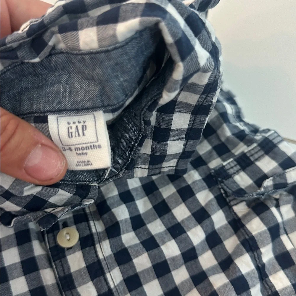 Baby Gap Checkered Navy and White Romper 3/6m